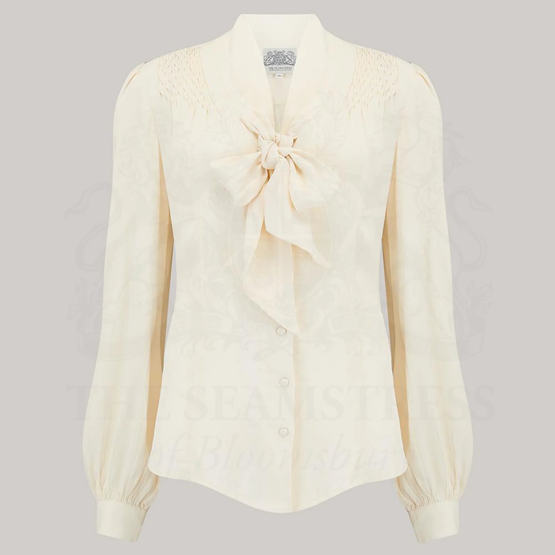 Eva Pussy Bow Blouse Long Sleeve Cream