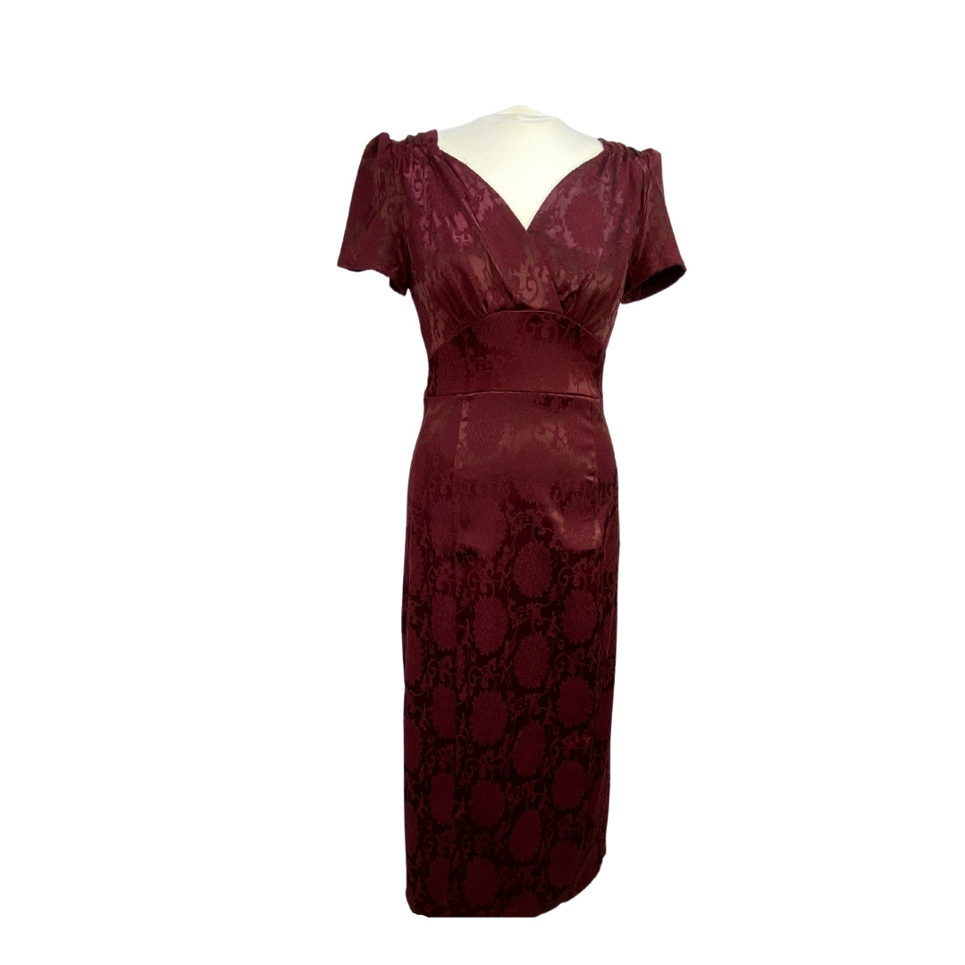 Rebecca Wiggle Dress With Short Sleeves In Red Wine Jacquard Front